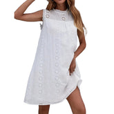 View details for Robe mi-longue ample sans manches en dentelle crochetée Robe mi-longue ample sans manches en dentelle crochetée