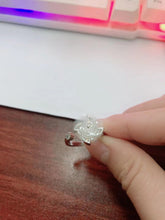Bague rotative micro-incrustée polyvalente pour femme
