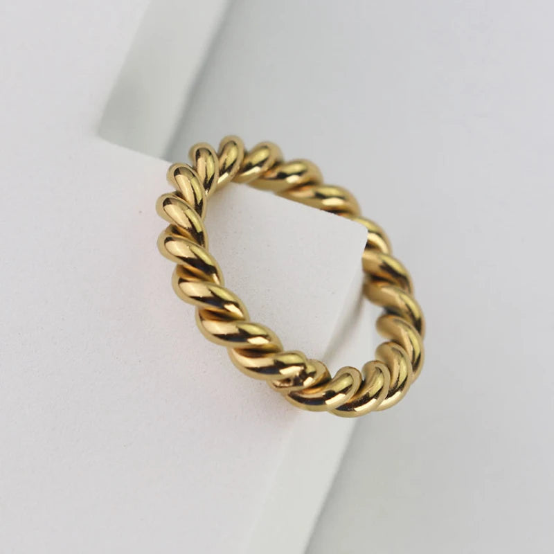bague torsadé plaquée or