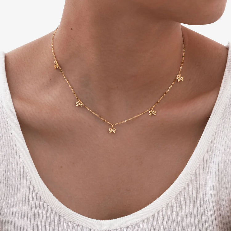 collier pendentif nœud plaquée or
